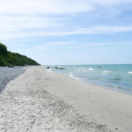 Ferienwohnungen Am Hochzeitsberg Nummer 01 Breege